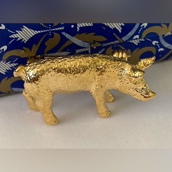 Vintage Highly Detailed Vintage Gold Tone Pig Brooch - Picture 2 of 5